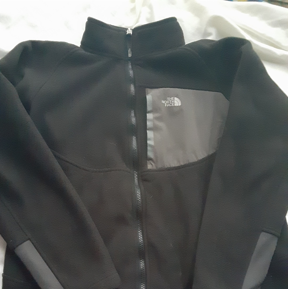 Boys North Face Black Chimborazo Sherpa Fleece